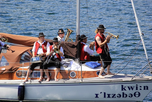 活塞和森林狼的争吵以5名球员和2名教练被驱逐而告终.